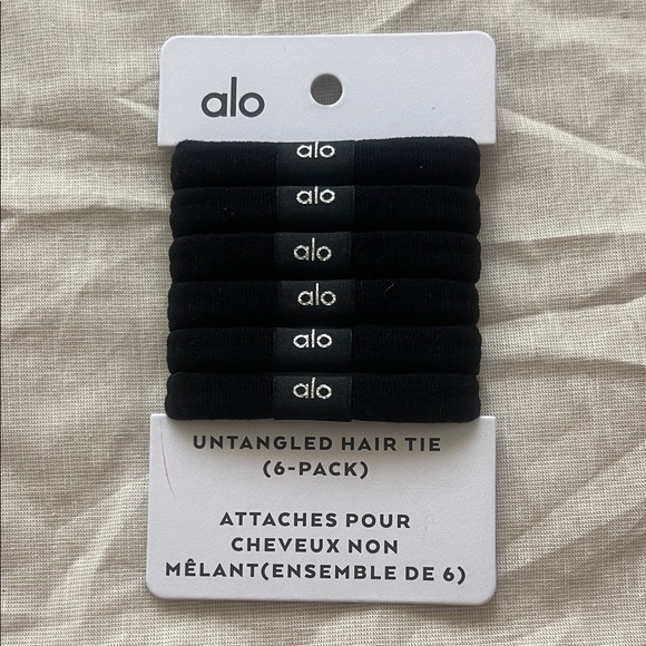 ALO Yoga Black Hair Ties (3 SETS/ 6 HAIR TIES PER SET) - Picture 3 of 5
